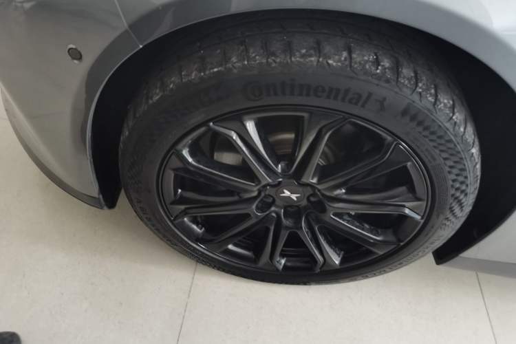 Used XPeng P7 2020 562E Performance Edition Exterior 4