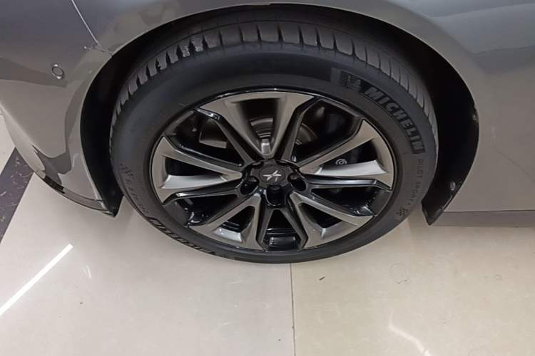 Used XPeng P7 2020 670N Exterior 4