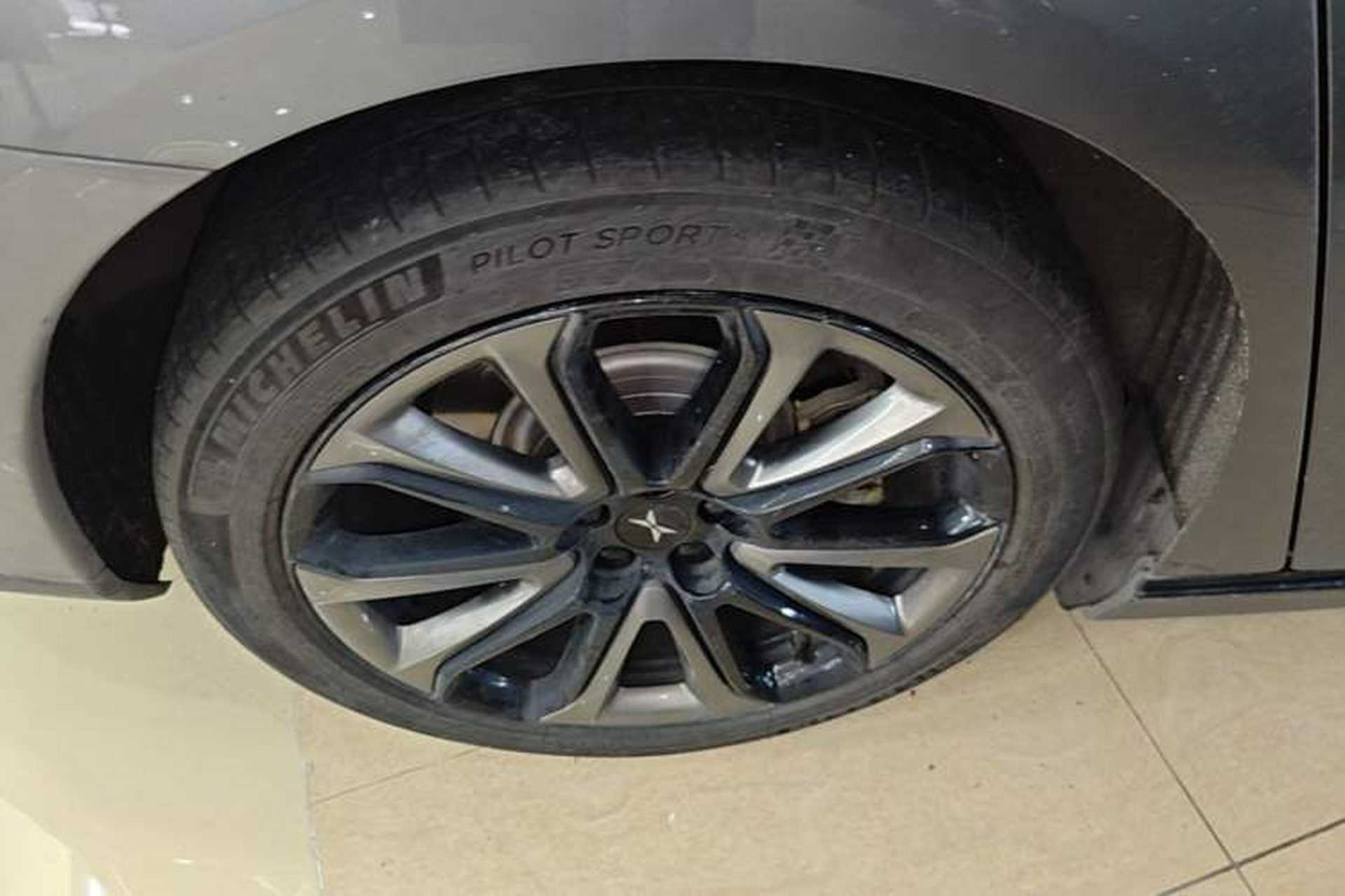Used XPeng P7 2020 670E Exterior 5