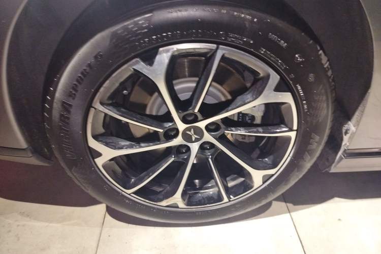 Used XPeng P7 2020 670N Exterior 5