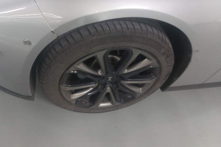 Used XPeng P7 2020 586E Exterior 7