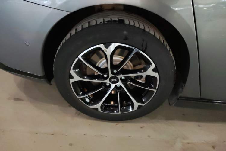 Used XPeng P7 2020 706G Exterior 8