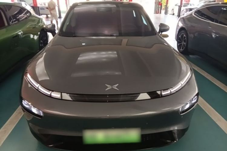 Used XPeng P7 2020 670N Front