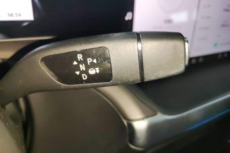 Used XPeng P7 2020 706G Gear Lever