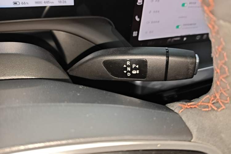 Used XPeng P7 2020 670E Gear Lever