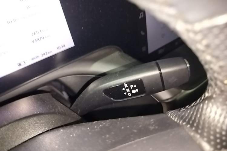 Used XPeng P7 2020 670E Gear Lever