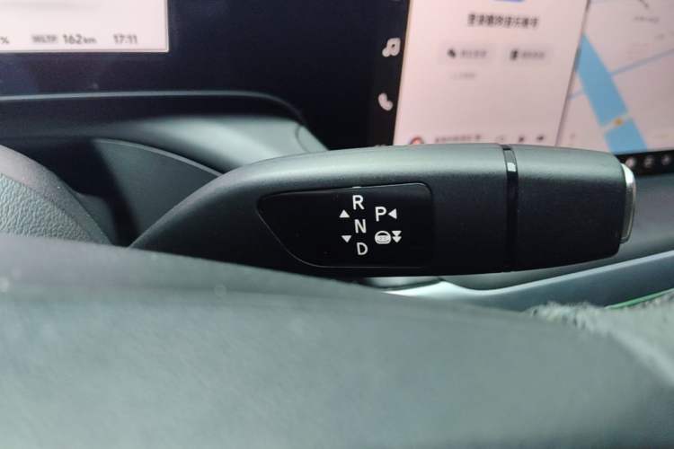 Used XPeng P7 2020 670E Gear Lever