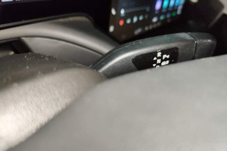 Used XPeng P7 2020 670N Gear Lever