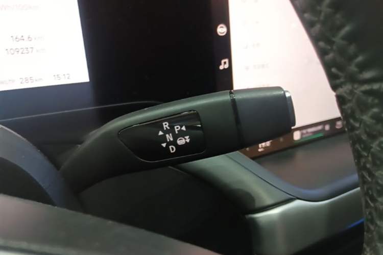 Used XPeng P7 2020 670N Gear Lever