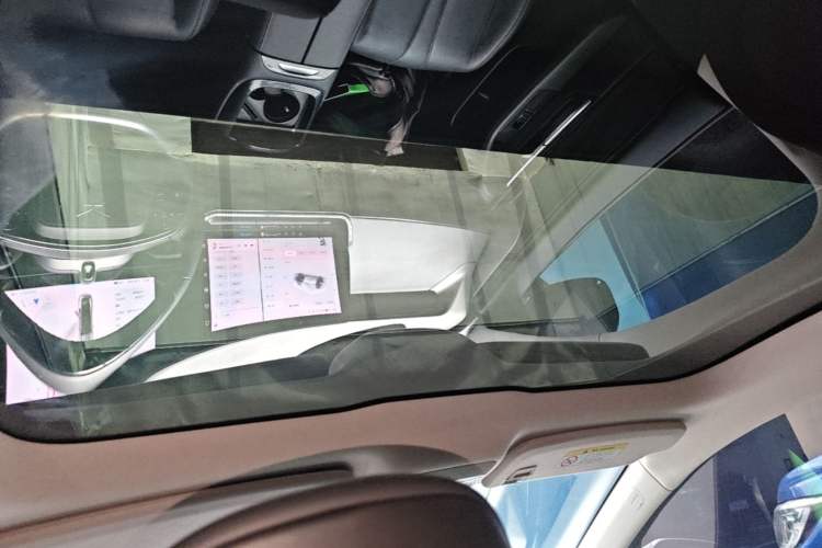 Used XPeng P7 2020 670N Headliner