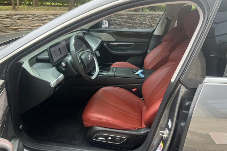 Used XPeng P7 2020 670N Interior 1