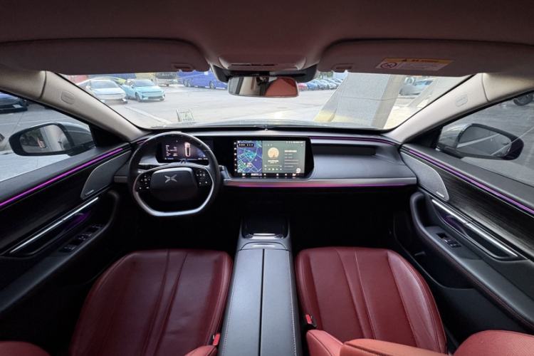 Used XPeng P7 2020 670E Interior 1