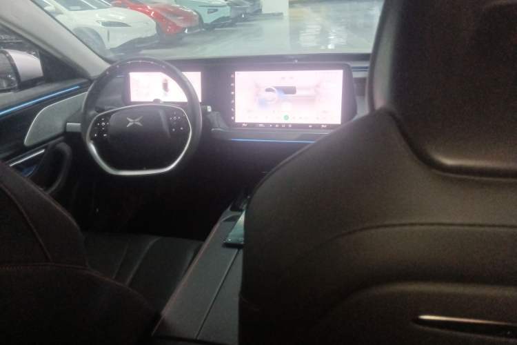 Used XPeng P7 2020 586E Interior 2