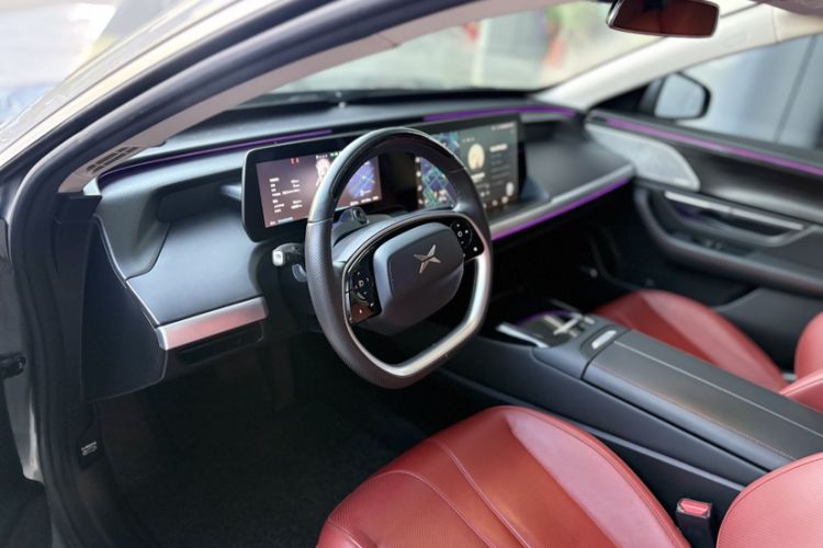 Used XPeng P7 2020 670E Interior 3
