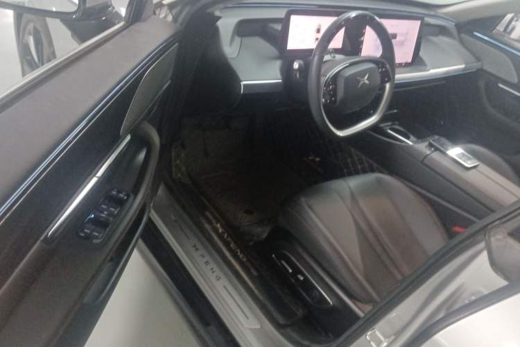 Used XPeng P7 2020 586E Interior 3