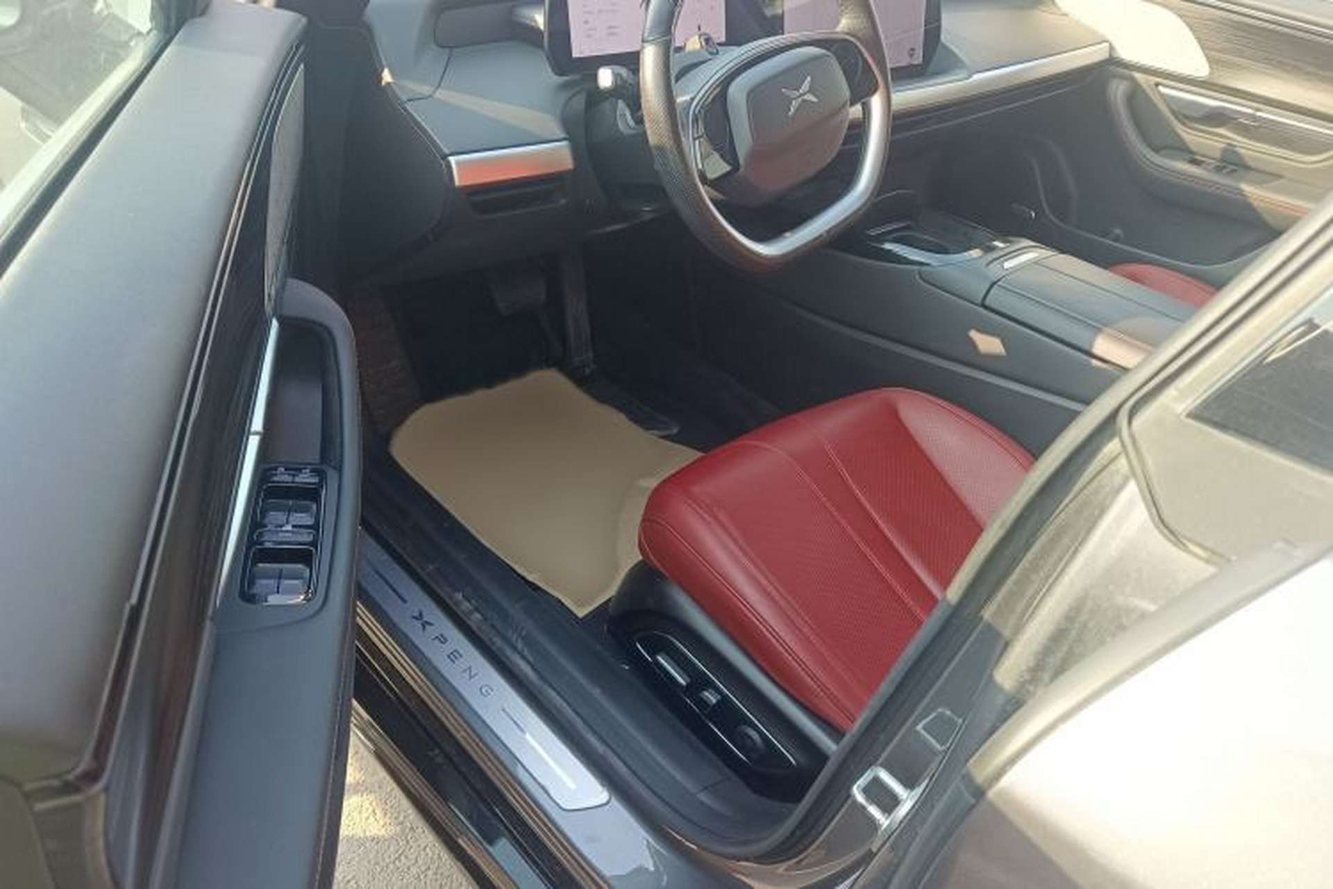 Used XPeng P7 2020 670E Interior 3