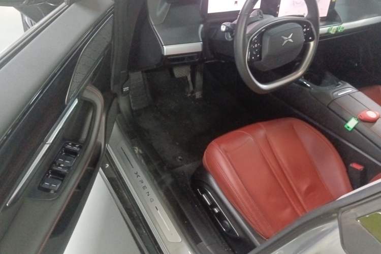 Used XPeng P7 2020 670E Interior 3