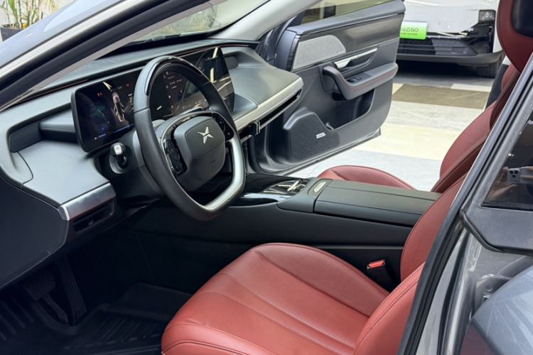 Used XPeng P7 2020 562N Performance Edition Interior 7