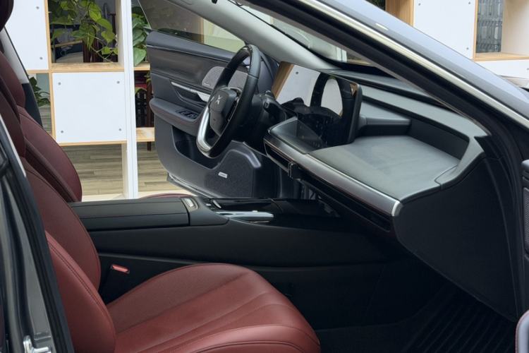 Used XPeng P7 2020 562N Performance Edition Interior 8