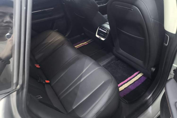 Used XPeng P7 2020 586E Interior 9