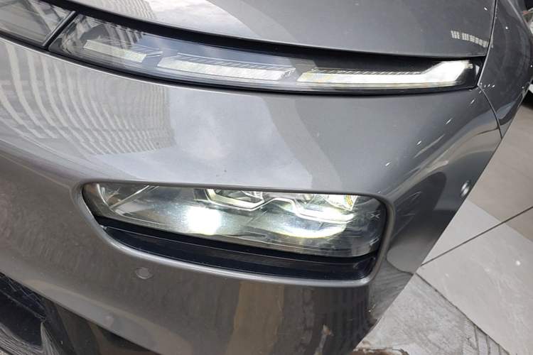 Used XPeng P7 2020 670E Left Front Headlight