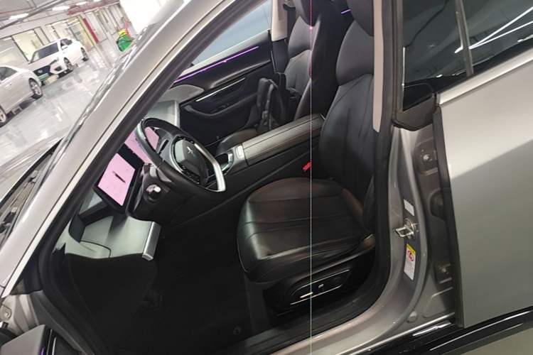 Used XPeng P7 2020 586N Left Front Seat