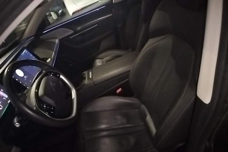 Used XPeng P7 2020 586N Left Front Seat
