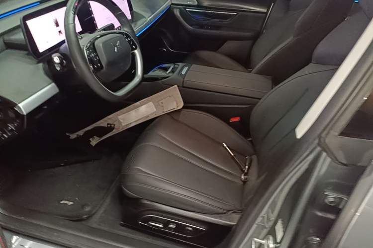 Used XPeng P7 2020 562E Performance Edition Left Front Seat