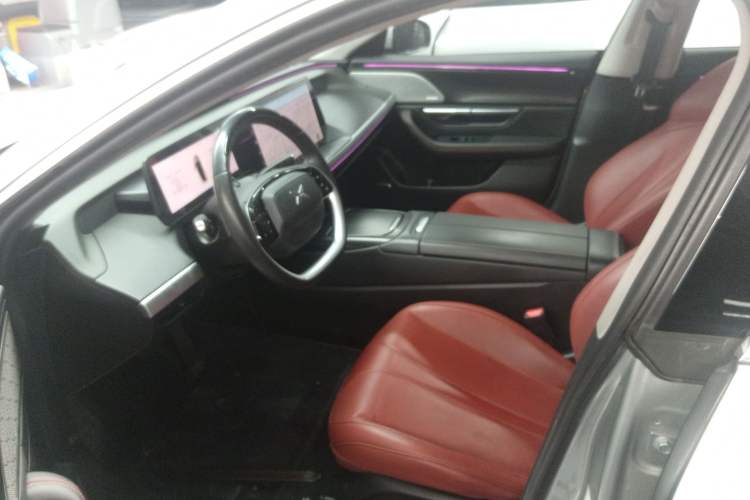 Used XPeng P7 2020 670N Left Front Seat