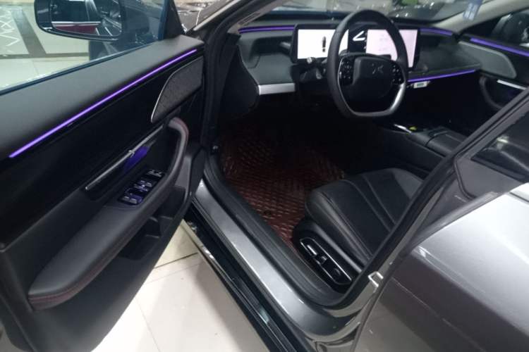 Used XPeng P7 2020 670N Left Front Seat