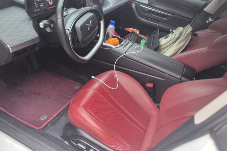 Used XPeng P7 2020 670N Left Front Seat