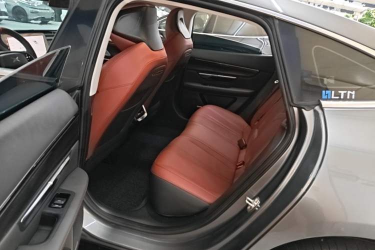Used XPeng P7 2020 670E Left Rear Seat