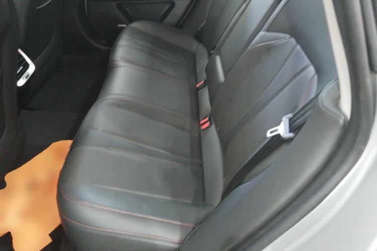 Used XPeng P7 2020 670N Left Rear Seat