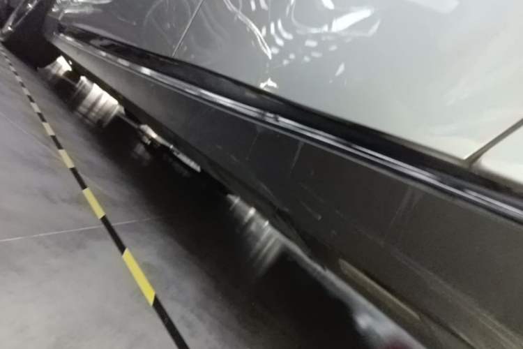 Used XPeng P7 2020 562N Performance Edition Left Side Sill