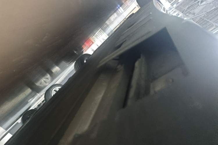 Used XPeng P7 2020 670E Left Side Sill