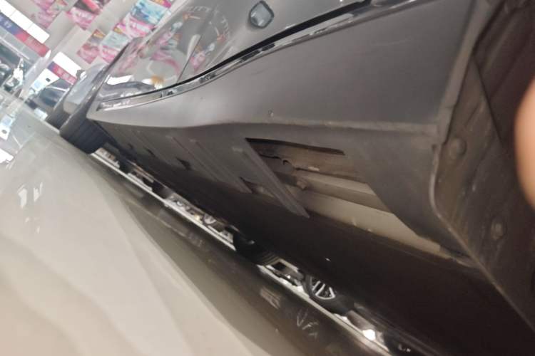 Used XPeng P7 2020 670N Left Side Sill