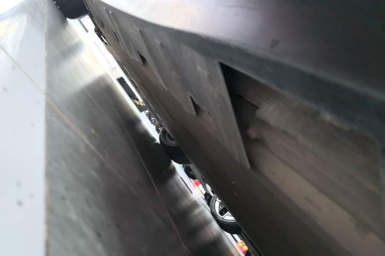 Used XPeng P7 2020 706G Left Side Sill