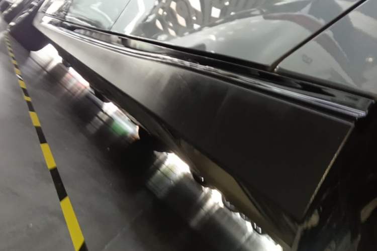 Used XPeng P7 2020 670N Left Side Sill