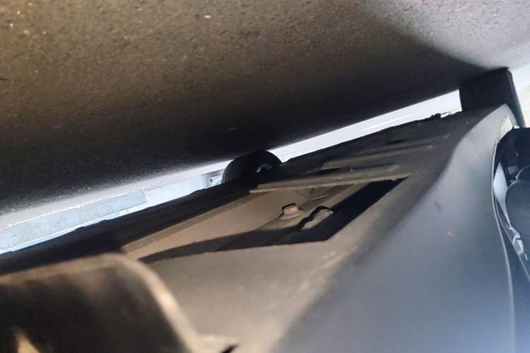 Used XPeng P7 2020 670E Left Side Sill