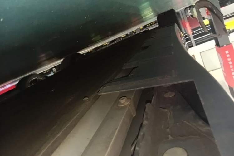 Used XPeng P7 2020 670N Left Side Sill