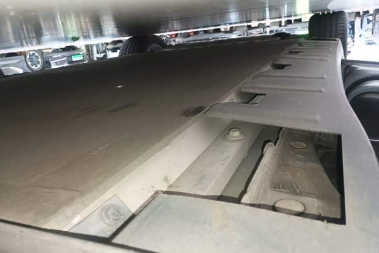 Used XPeng P7 2020 670N Left Side Sill