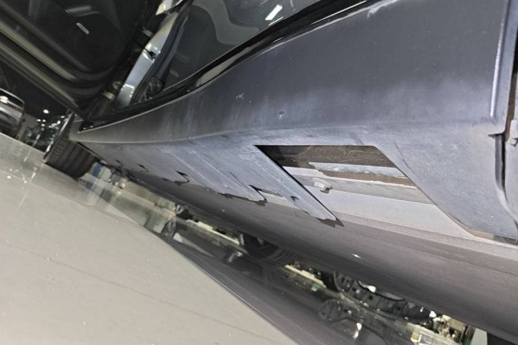 Used XPeng P7 2020 670E Left Side Sill