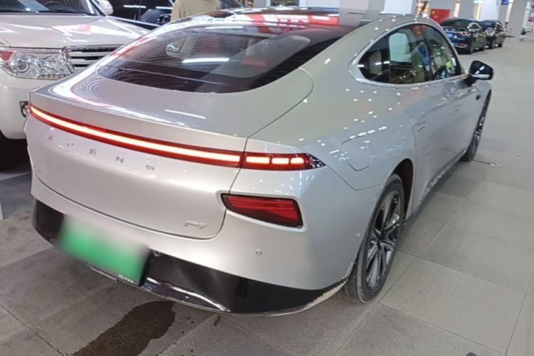 Used XPeng P7 2020 670E Rear Right 45 Deg