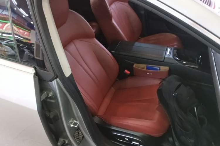 Used XPeng P7 2020 670E Right Front Seat