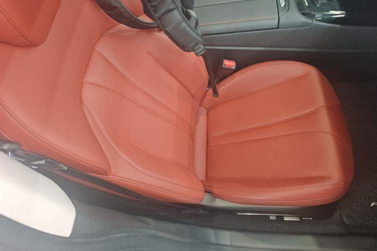 Used XPeng P7 2020 670E Right Front Seat