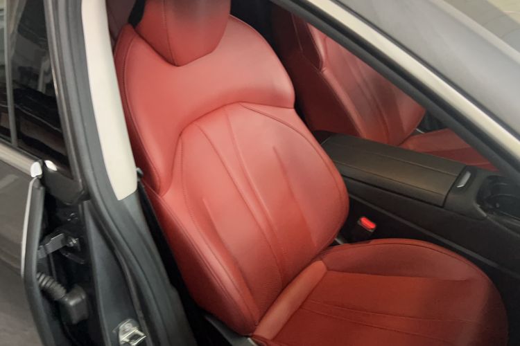 Used XPeng P7 2020 670E Right Front Seat