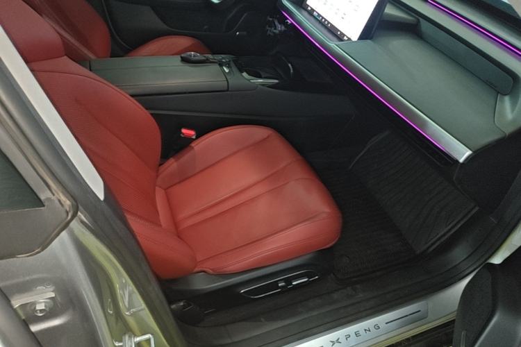 Used XPeng P7 2020 670E Right Front Seat