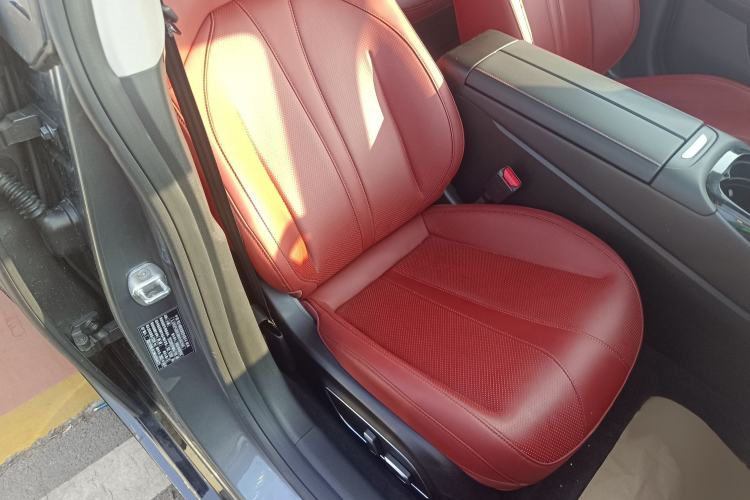 Used XPeng P7 2020 670E Right Front Seat