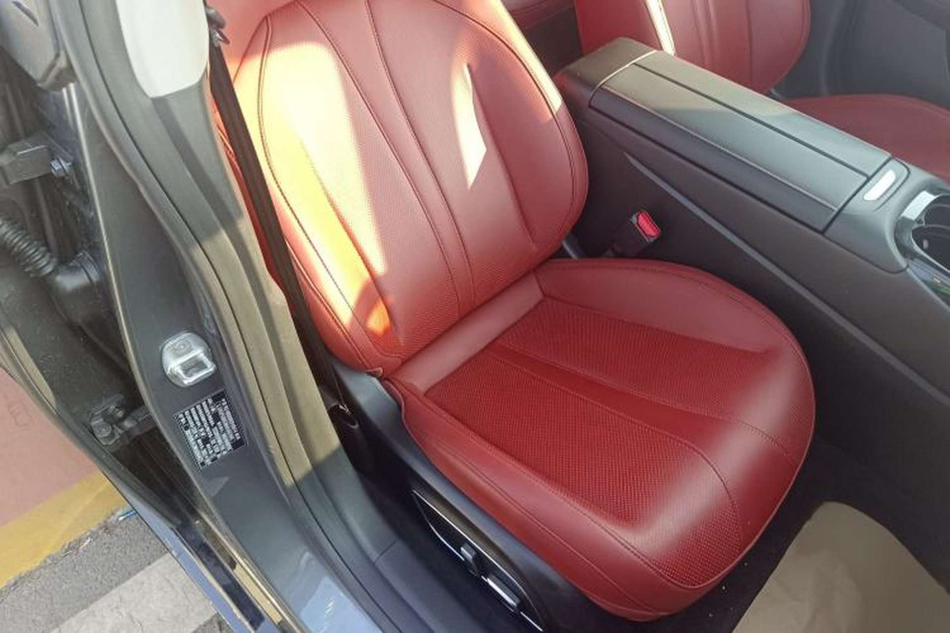 Used XPeng P7 2020 670E Right Front Seat