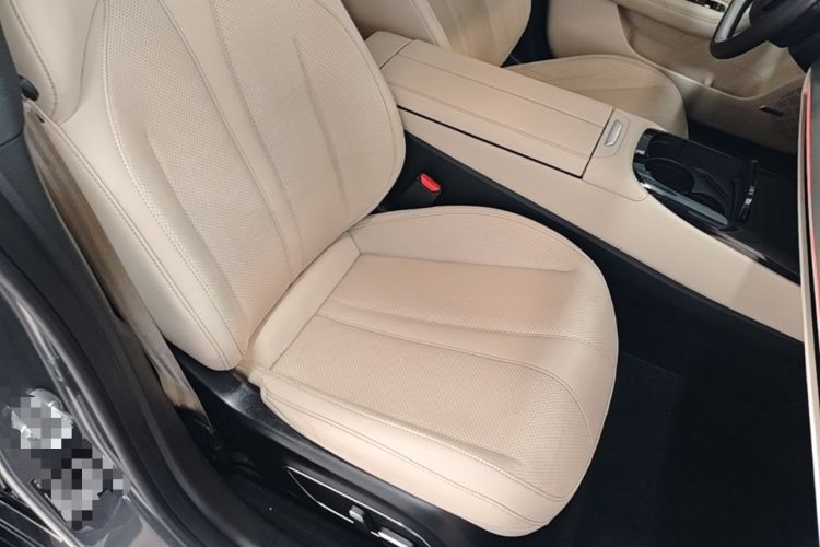 Used XPeng P7 2020 670N Right Front Seat